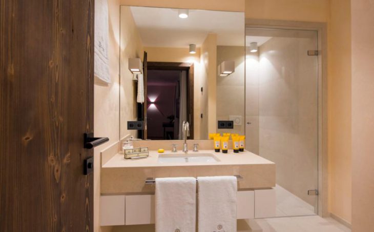 Balegia Apartment 4 in Lech , Austria image 5 